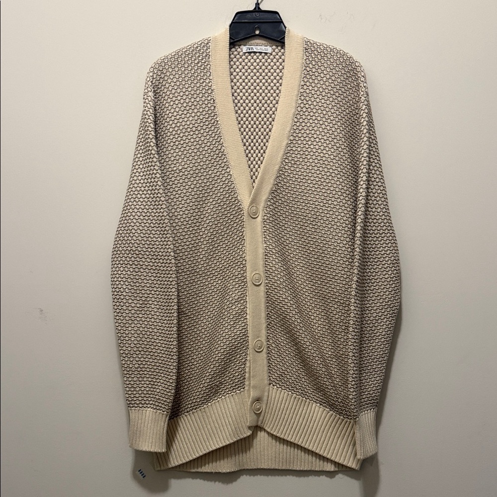 Zara Women’s Cream Cardigan Sweater - Picture 3 of 11